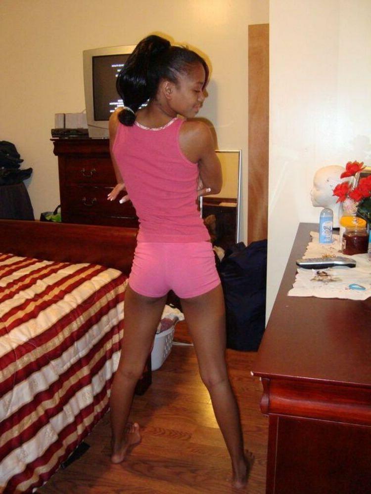 15P Black teen girlfriends posing and naked