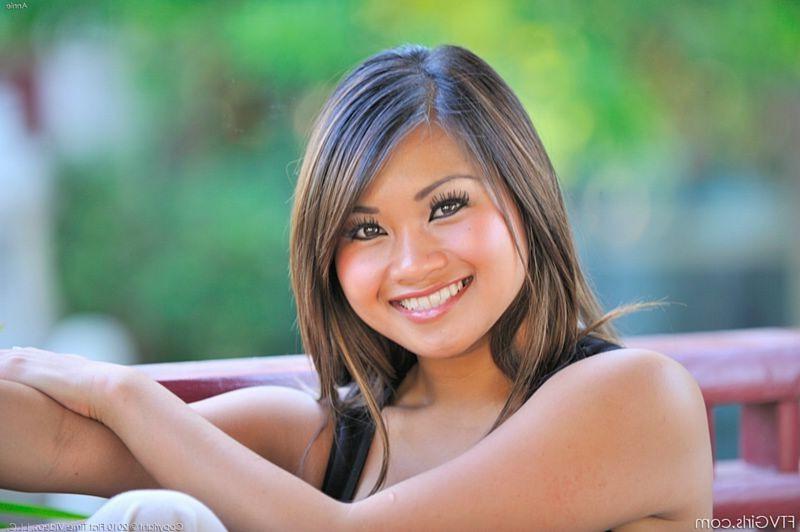 15P Asian beauty shyly flashes boobs down in chinatown