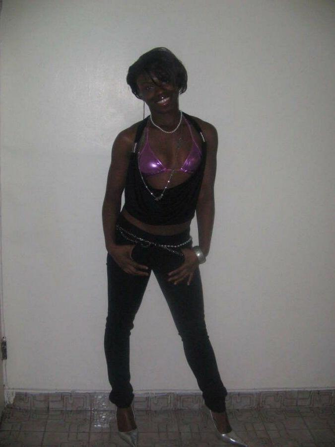 15P These black teen girlfriends posing and naked