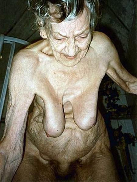 15P very old grannies posing and in hardcore action