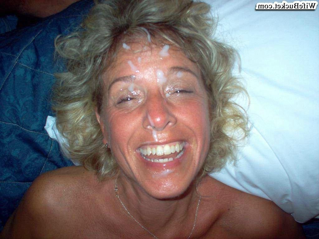 15P Amateur wifes sucking sucks and cumed in home bukkake orgies
