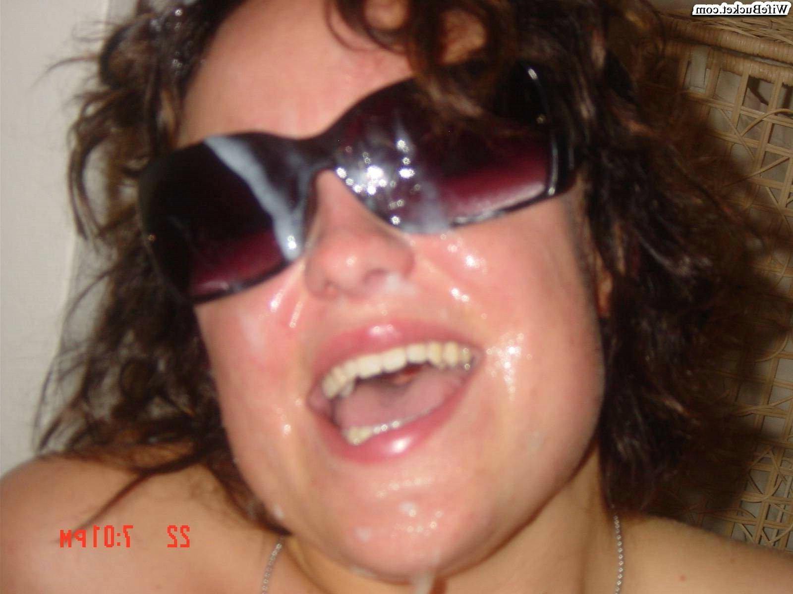 15P Amateur wifes sucking sucks and cumed in home bukkake orgies