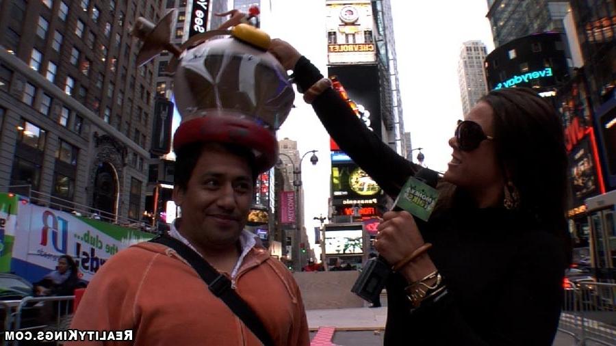 12P 12 pics and 1 movie of Austin from Money Talks