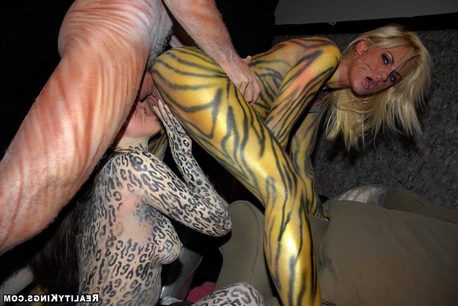 12P 12 pics and 1 movie of Courtney from Money Talks