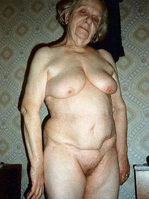 14P very old grannies showing off their goodies