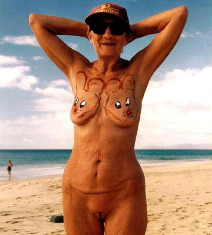 14P very old grannies showing off their goodies