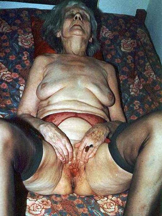 14P very old grannies showing off their goodies