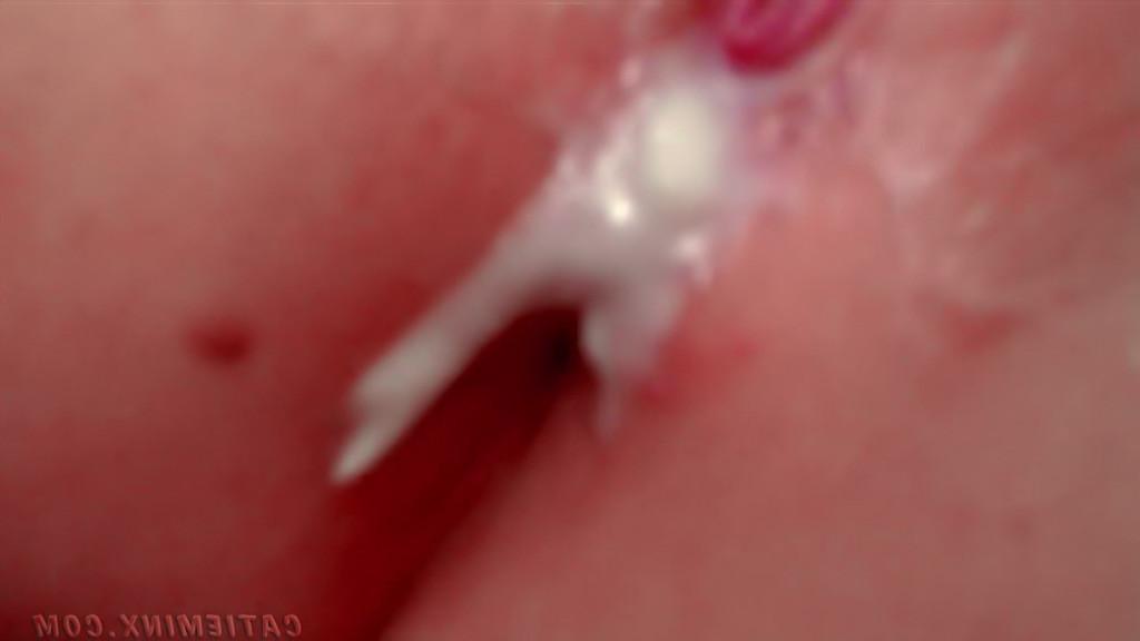 15P Cute teen girl in maid uniform cumming from dildo