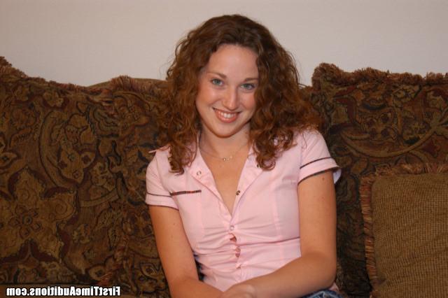 12P 12 pics and 1 movie of Amber from First Time Auditions