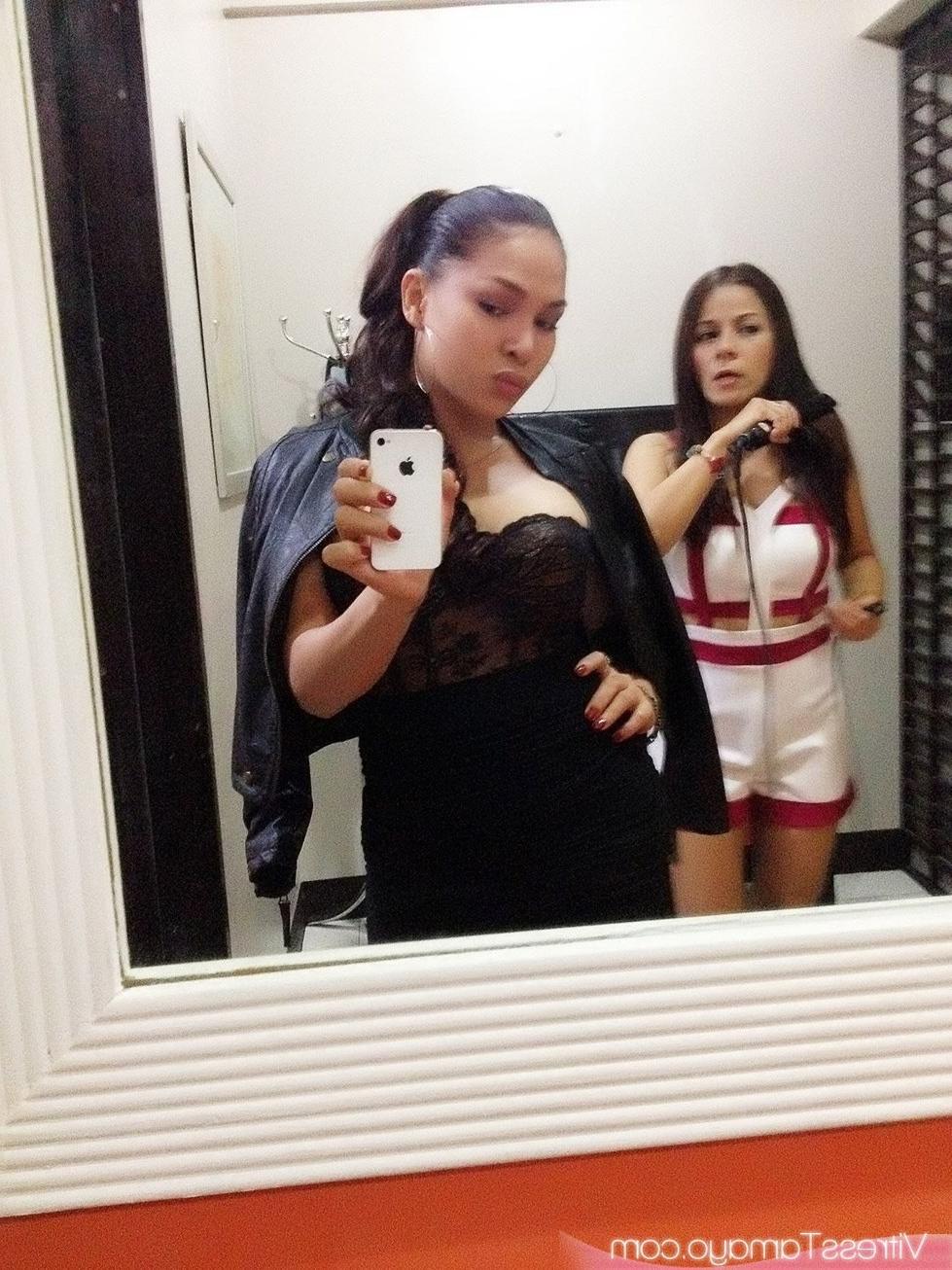 14P Ladyboy amateur selfies