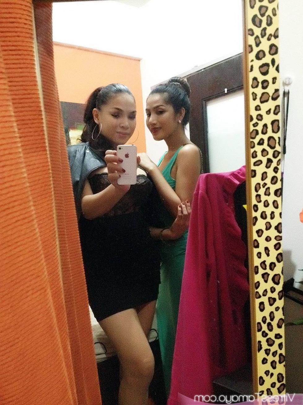 14P Ladyboy amateur selfies