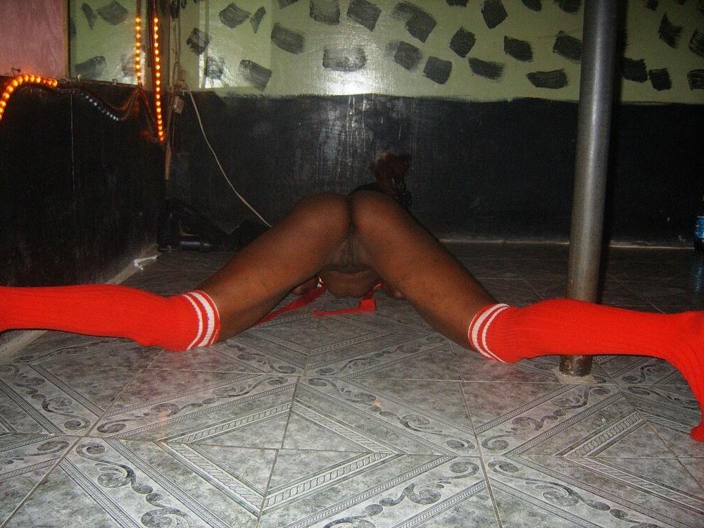15P Black teen girlfriends posing and naked