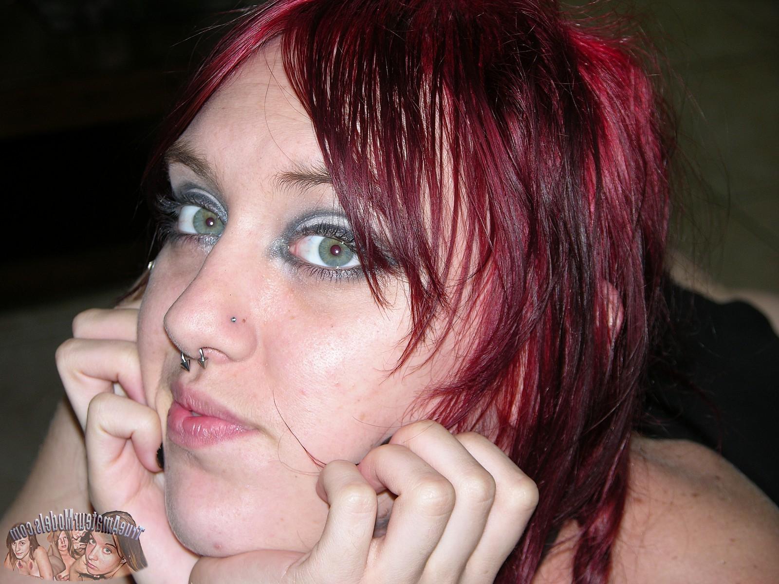 16P METALHEAD PUNK ROCK GIRL