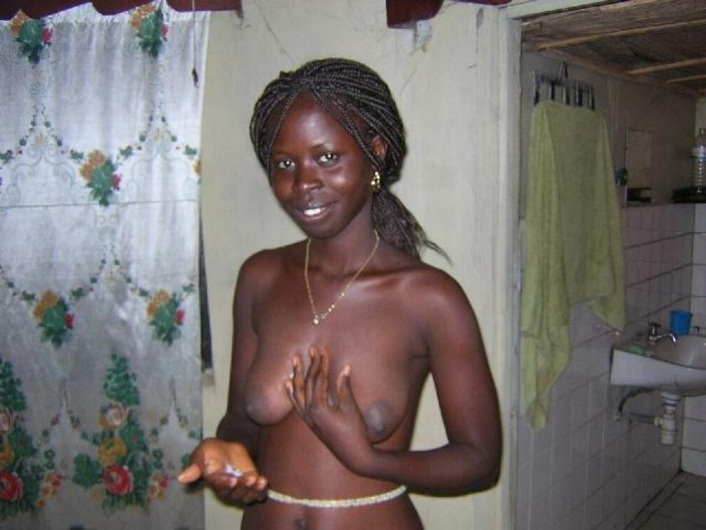 15P Black teen girlfriends posing and naked