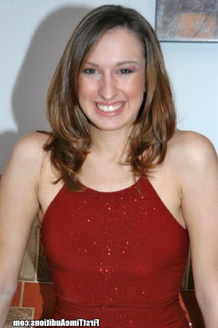 12P 12 pics and 1 movie of Kimberly from First Time Auditions