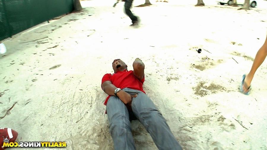 12P 12 pics and 1 movie of Mali from Money Talks