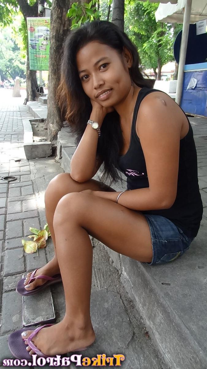 15P Amateur Filipina with spectacular muff stuffed with big cock