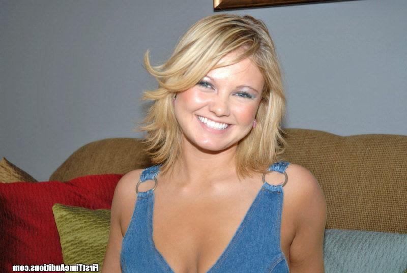 12P 12 pics and 1 movie of Emily from First Time Auditions