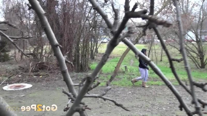 15P Black haired teen keeps on peeing outside