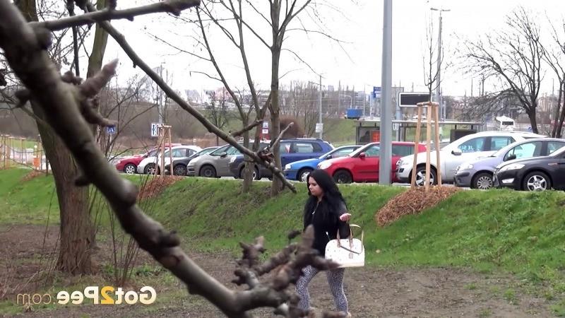 15P Black haired teen keeps on peeing outside