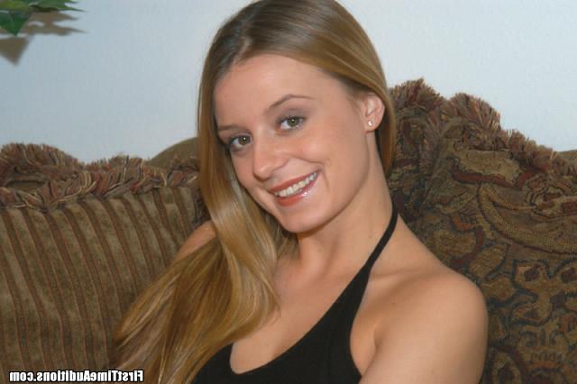 12P 12 pics and 1 movie of Deniese from First Time Auditions