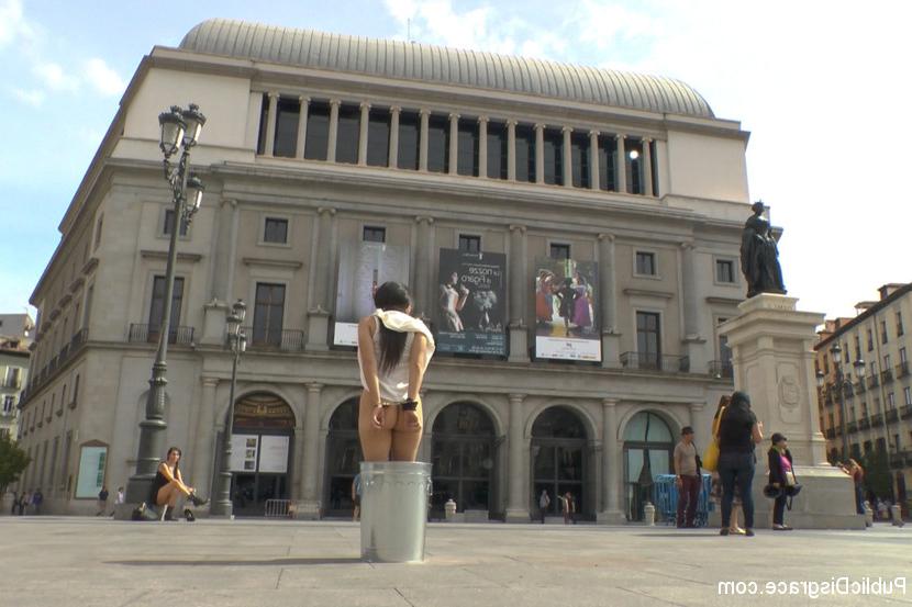 15P Spanish Slut Chiara fully exposed on the streets of Madrid