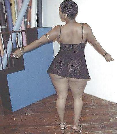 18P Big Booty Ebony Milf