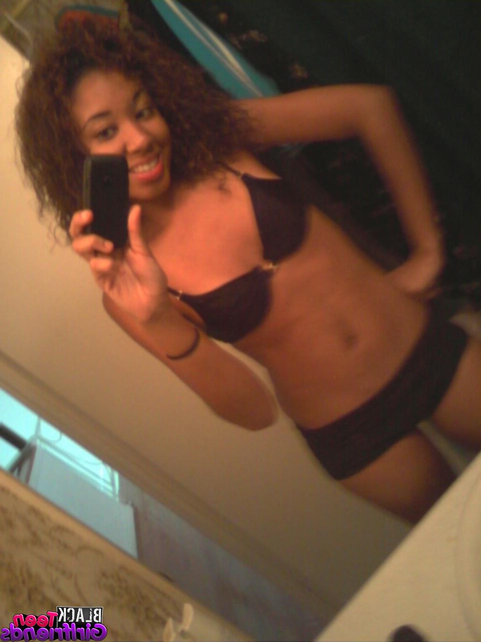 15P Black teen girlfriend cell phone and mirror pics