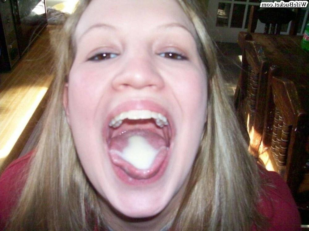 15P Nextdoor wives love hard homemade sex