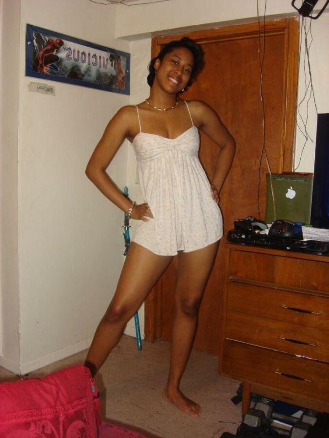 15P These black teen girlfriends posing and naked