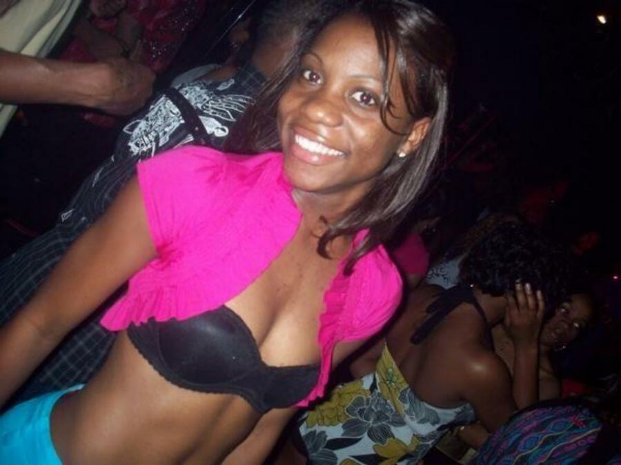 15P These black teen girlfriends posing and naked