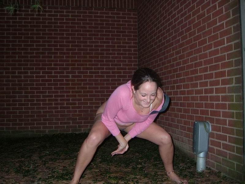 18P russian voyeur teens pissing on a public places
