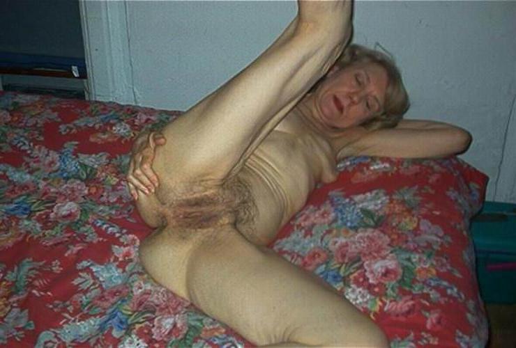 18P extremely skinny granny posing