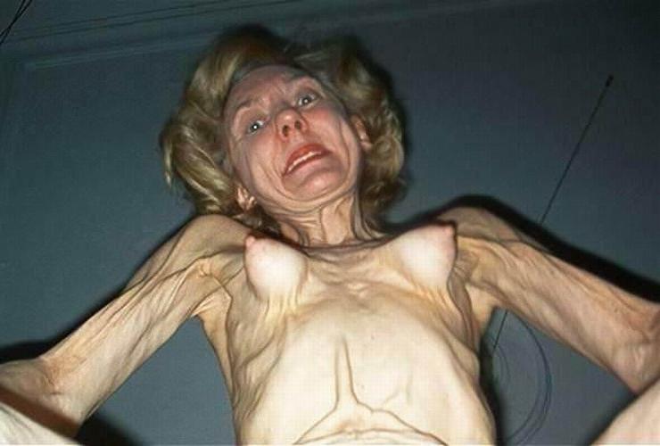 18P extremely skinny granny posing