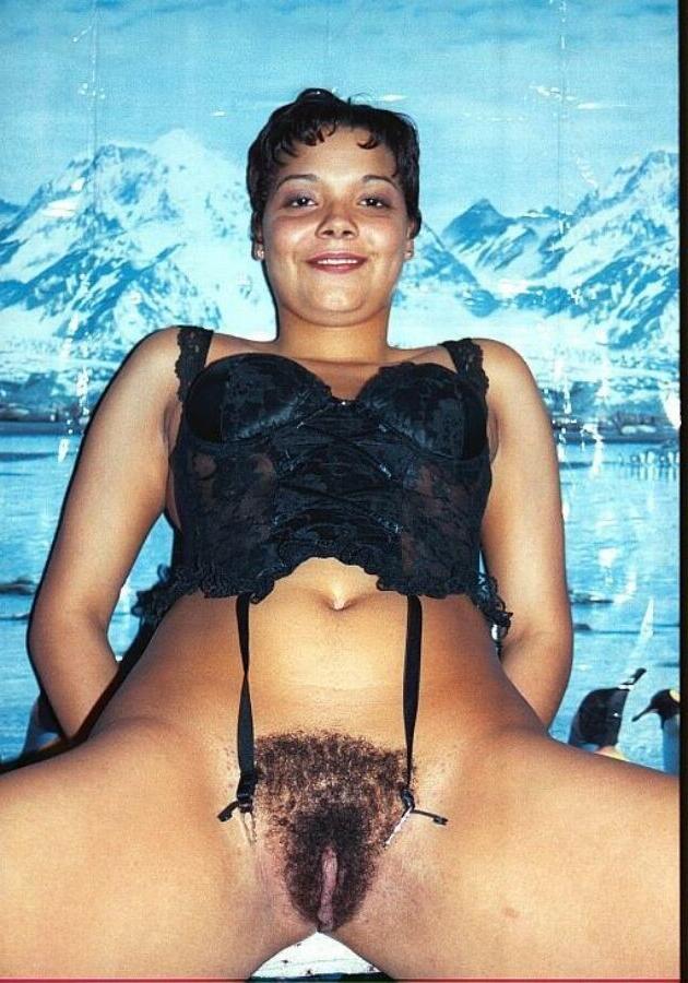 15P These black teen girlfriends posing and naked