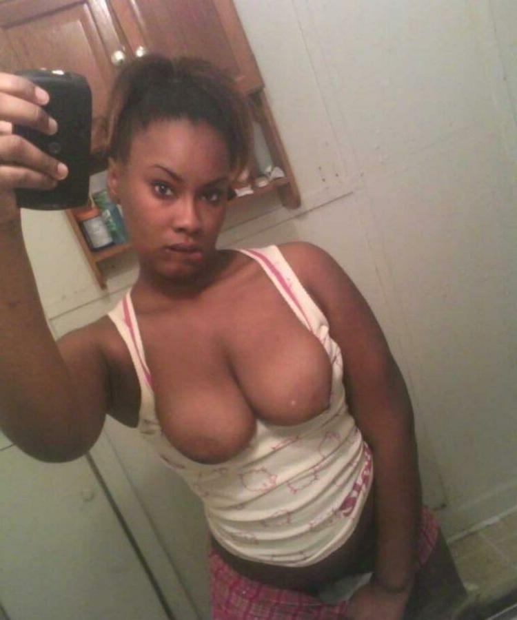 15P These black teen girlfriends posing and naked