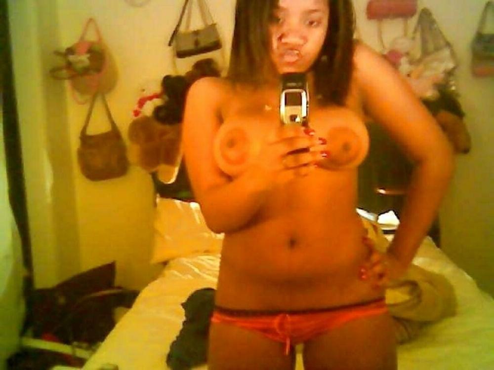 15P Black teen gfs posing naked and fucking gallery 18
