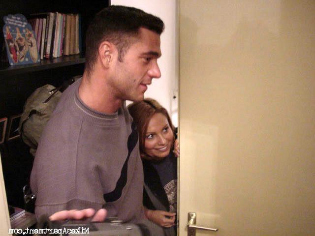12P 12 pics and 1 movie of Sharon from Mikes Apartment