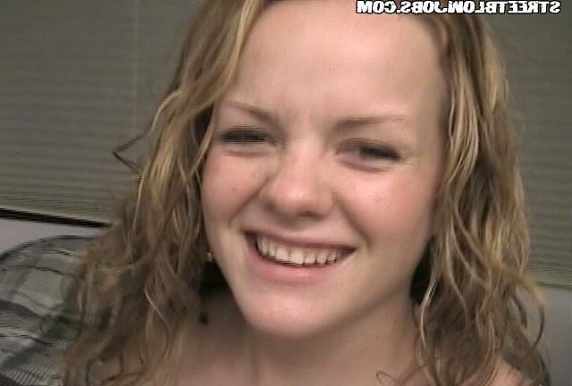 12P 12 pics and 1 movie of Meara from Street Blowjobs