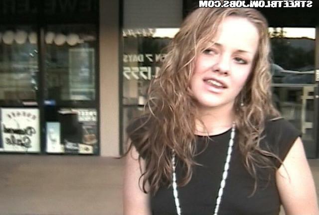 12P 12 pics and 1 movie of Meara from Street Blowjobs