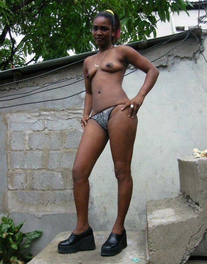 15P These black teen gfs posing and naked gallery 22