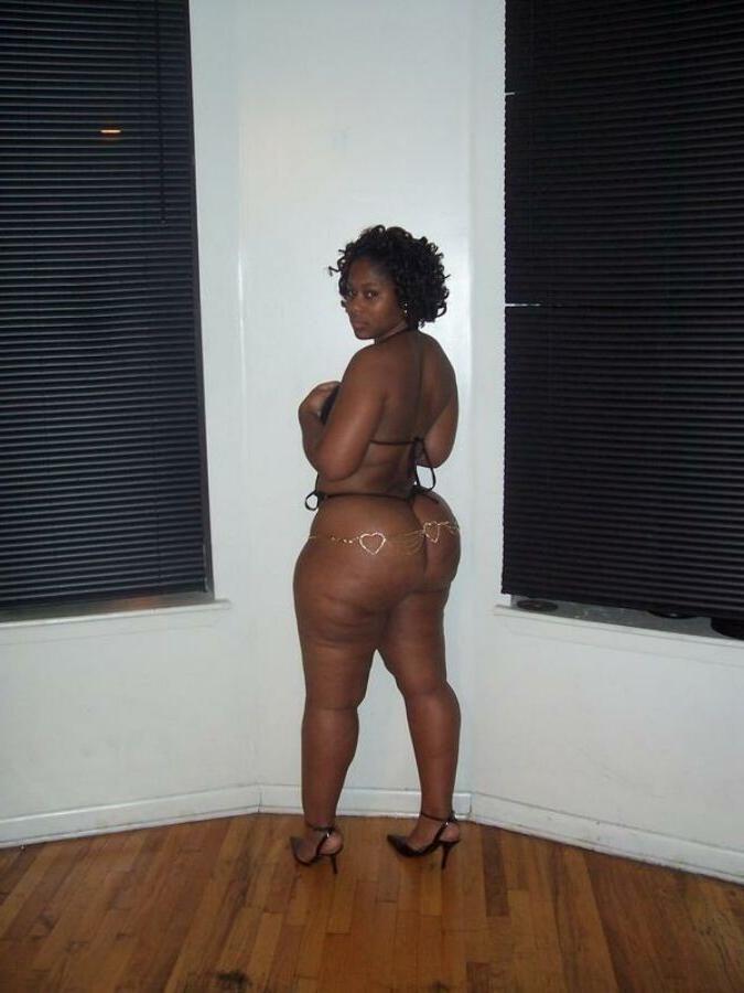 15P These black teen girlfriends posing and naked