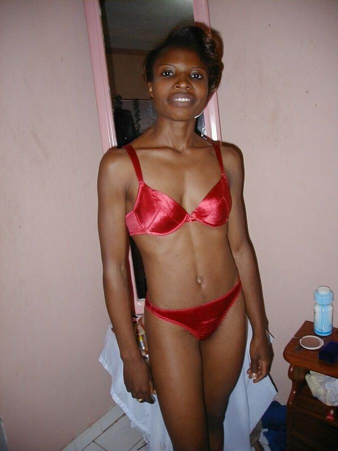 15P These black teen girlfriends posing and naked