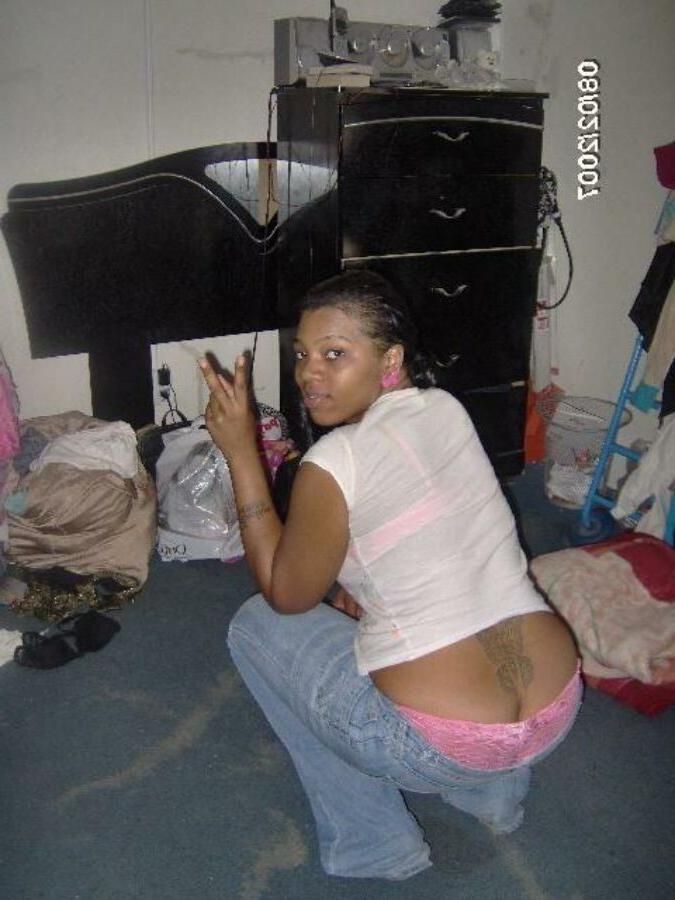 15P These black teen girlfriends posing and naked