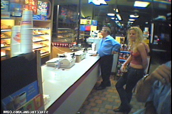 12P 12 pics and 1 movie of Carol from Street Blowjobs