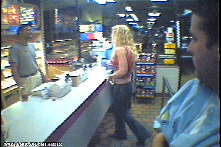12P 12 pics and 1 movie of Carol from Street Blowjobs