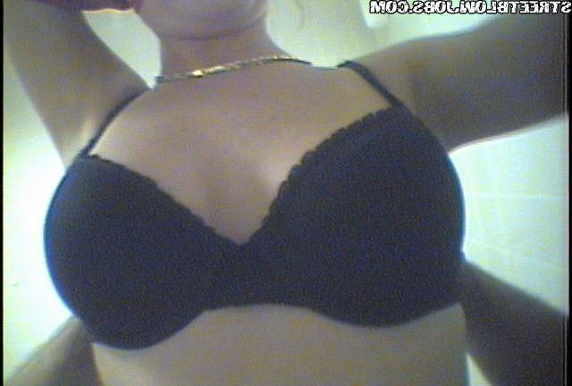 12P 12 pics and 1 movie of Mattie from Street Blowjobs