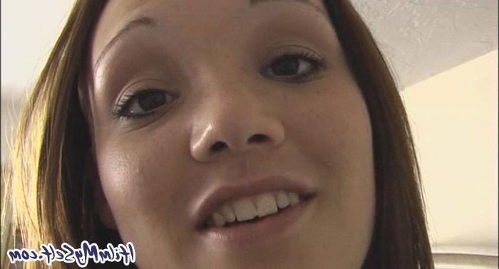 16P Krystal useing vibrator on her sweet teen pussy