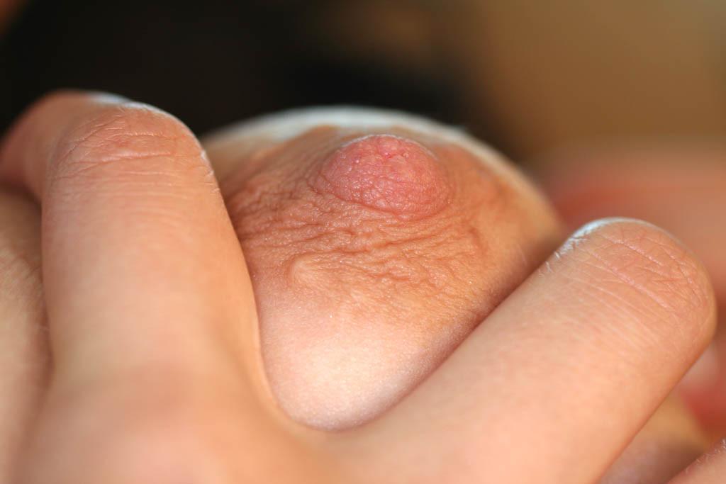16P Closeup of teen playing with her nipples and clit.