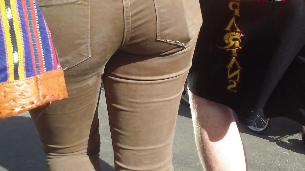 25P Sexy beautiful tight teen ass & butt in brown jeans